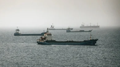 Photo of Sulmet e SHBA-së ndaj Iranit tronditin tregjet, rriten çmimet e naftës
