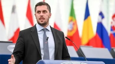 Photo of Eurodeputeti Fragkos: Shkupi është “shtet pa bazament historik, i ndërtuar në tokë të huaj”