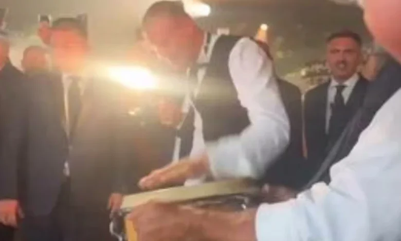 Haaland  çmend  dasmën e Donnarumma s  festa kthehet në spektakël me ritualin viral të Botërorit
