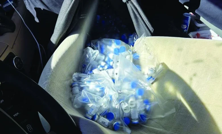 Dogana parandalon kontrabandën e dy mijë ampulave mjekësore  shtetasi i Kosovës i fshehu në kabinën e kamionit