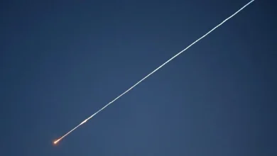Photo of Mbrojtja ajrore saudite intercepton raketa balistike të Huthive mes tensioneve me Jemenin