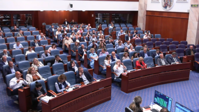 Photo of Bllokimi i ligjeve në Kuvend, Mickoski: Opozita është fundosur në moçal politik