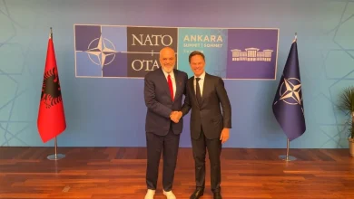 Photo of Dita e dytë e Samitit të NATO-s, Rama mbërrin në Ankara, takohet me Rutte