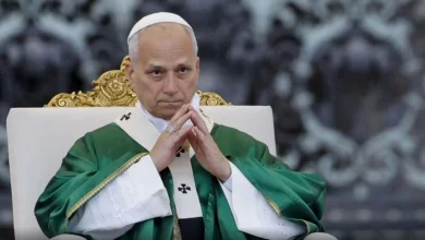 Photo of Papa lutet për emigrantët/ Ati i Shenjtë mesazh nga ishulli i Lampeduzës: Bota të jetë më humane