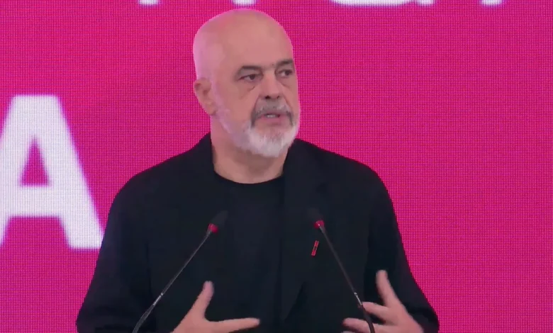 Debati për projektin në Sazan  Rama  Nuk është shitur tokë publike  mbetet i shtetit  Shqipëria nuk do të bëjë asnjë hap kundër standardeve të BE së