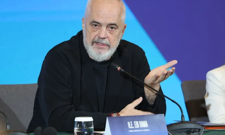  Nuk mund t i thuash jo një investimi 4 miliardë euro   Tubimet në Tiranë  Rama flet për ZDF  S kam gjë me ata që protestojnë  por me ata që 