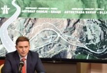 Photo of Osmani: Autostrada Shkup–Bllacë u vonua dy vite me justifikime të rreme