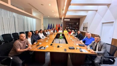 Photo of VLEN: Marrëdhëniet me Shqipërinë dhe bashkëpunimi ndërshqiptar nuk guxojnë të bëhen viktimë e interesave të ngushta partiake