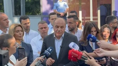 Photo of Enver Hoxhaj para Qeverisë: Kurti e ka uzurpuar zyrën e kryeministrit