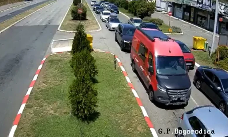 Pritje deri në tre orë në pikat kufitare Bogorodicë dhe Dojran  fluks i shtuar i automjeteve edhe në Tabanoc