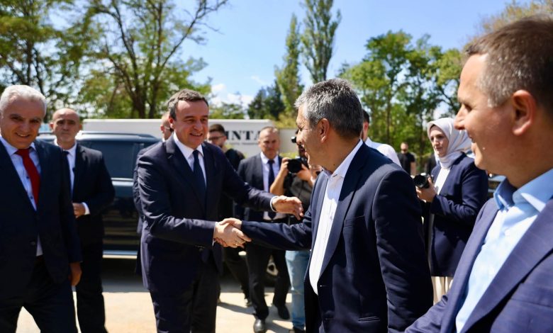 Mexhiti së bashku me Kurtin e Kasamin inspektojnë punimet në UNT