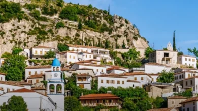 Photo of Forbes iu rekomandon Shqipërinë për të jetuar pensionistëve amerikanë: Kostoja e jetesës, shumë herë më e ulët se në SHBA
