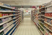 Photo of Greqia ul çmimet për familjet dhe shtresat në nevojë, mbi 1,660 produkte më lirë në supermarkete, ulja deri në 35%