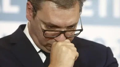 Photo of Serbia mbron kriminelin, Vuçiq: Mladiqin do ta varrosim në mënyrë dinjitoze