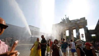 Photo of Europa digjet nga vapa ekstreme/ “Thyhen” rekordet e temperaturave, mijëra viktima nga nxehtësia