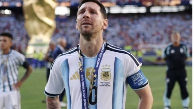 Photo of “Më dhemb në shpirt, por ka ardhur momenti”, Lionel Messi njofton tërheqjen nga kombëtarja e Argjentinës