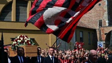 Photo of Marotta në funeralin e Franco Baresit
