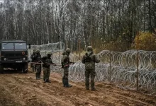 Photo of Letonia zbulon një tunel të dyshuar për kalimin e migrantëve në kufirin me Bjellorusinë