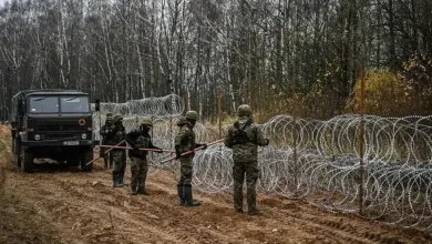 Photo of Letonia zbulon një tunel të dyshuar për kalimin e migrantëve në kufirin me Bjellorusinë