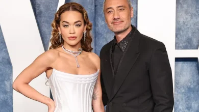 Photo of Kur gratë bëjnë hapin e parë: Rita Ora dhe yjet që u propozuan vetë partnerëve