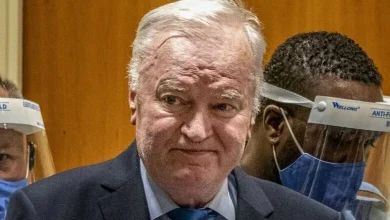 Photo of Krimineli i luftës që nuk u pendua kurrë për krimet e tij në Bosnje e Hercegovinë: Kush ishte Ratko Mlladiq?