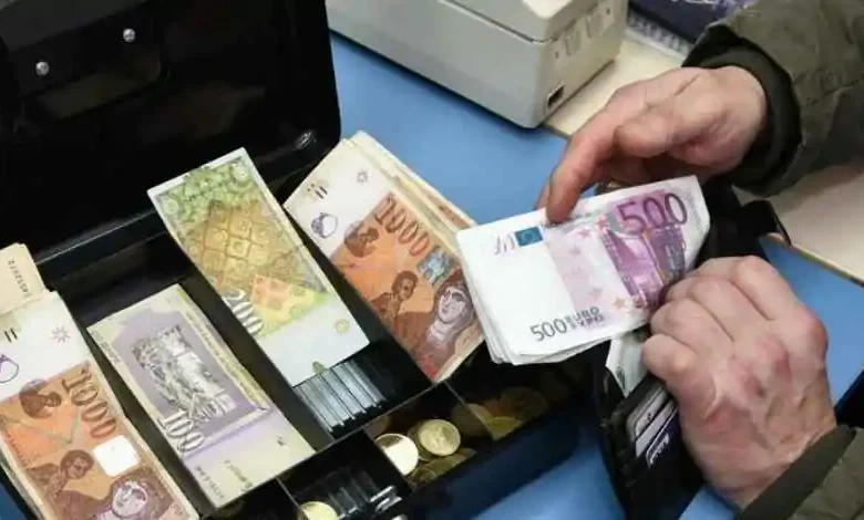 Rezervat devizore në korrik u rritën për 74 4 milionë euro