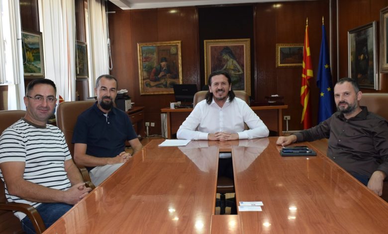Sulejmani  Mbështetja për Teatrin e Tetovës do të vazhdojë përmes politikave konkrete