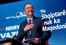 Photo of Taravari me porosi: Pa shqiptarët nuk ka Maqedoni!