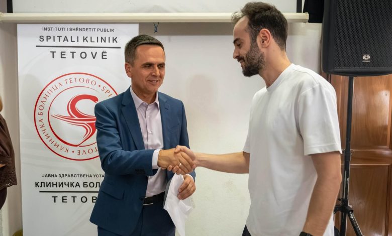 Kasami  Mexhiti dhe Sali ndajnë 109 vendime pune në Spitalin Klinik të Tetovës