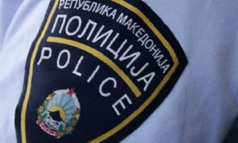 Polici i trafikut përfundon në paraburgim  arkëtonte gjobat dhe i mbante paratë për vete