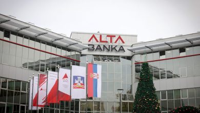 Photo of Mali i Zi kishte bllokuar bankën serbe që hyri këmbëkryq në Maqedoni
