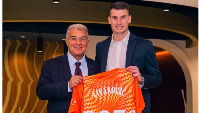 Photo of Barcelona zyrtarizon transferimin e Livakovic