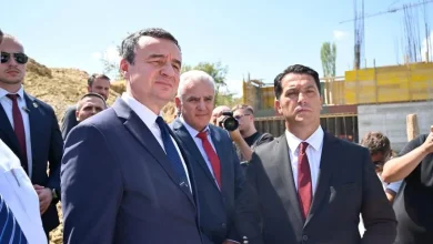 Photo of Sali dhe Kurti vizitojnë kampusin e Universitetit “Nënë Tereza”: “Ndërtojmë sot për të ardhmen”