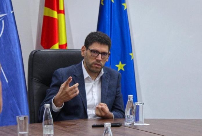 Ferati shpalos vizionin e Ministrisë për Marrëdhënie ndërmjet Bashkësive  Thirrje mediave për izolimin e gjuhës së urrejtjes