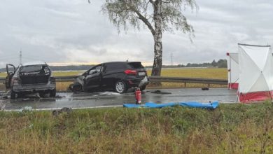 Photo of Vetura mori flakë pas përplasjes, humbin jetën nëna dhe fëmija në Gjermani