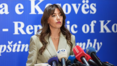 Photo of “Mjaft më me vrasjen dhe dhunën ndaj grave”, Haxhiu reagon pas vrasjes së 80-vjeçares në Prizren