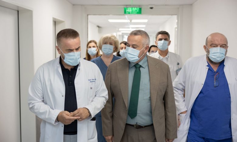 Ministri Klekovski vizitoi Klinikën për Sëmundje Infektive dhe Institutin e Shëndetit Publik