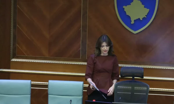 Deputetët dje kanë pranuar ftesat  të enjten mbahet seanca konstituive me këtë rend dite   detaje