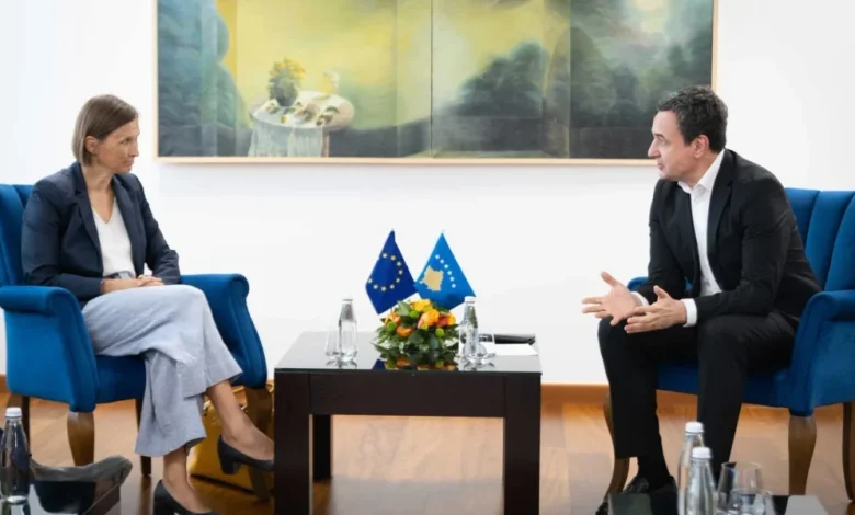 palatova-be-ja-pret-tejkalimin-e-ngercit-politik-dhe-formimin-e-institucioneve