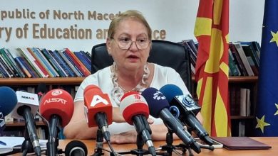 Photo of Janevska kërkon zhbllokimin e ligjeve për arsimin e lartë