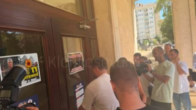 Photo of Rinia Demokratike e Kosovës etiketon Kurtin, Deharin dhe Haxhiun: “Shkelësit e Kushtetutës”