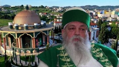 Photo of Monedha “bek”, ambasadorë dhe pasaporta, DETAJE nga përgatitja e Baba Mondit për shtetin Bektashi