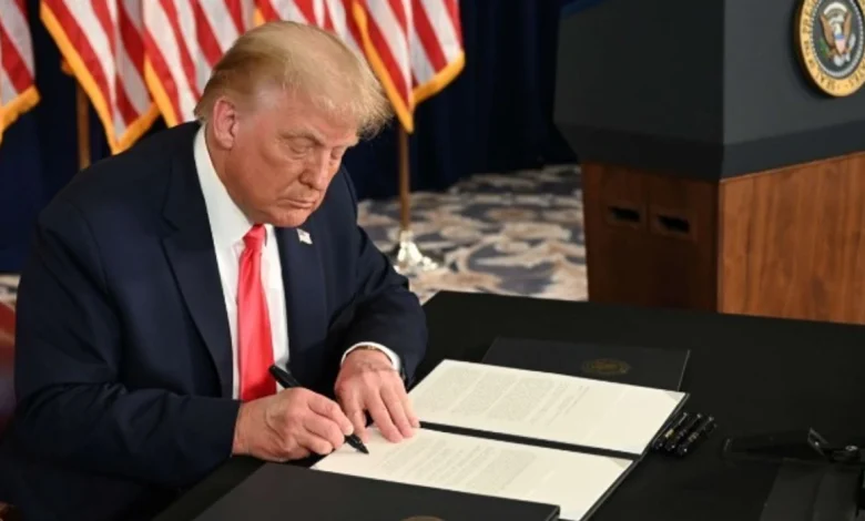 Trump nënshkruan urdhrin ekzekutiv   nuk ka shtetësi amerikane përmes lindjes së fëmijëve