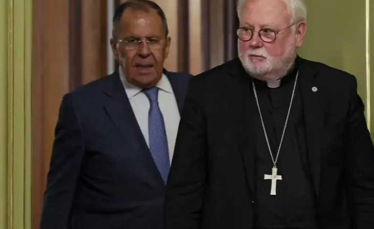 Ministri i Jashtëm i Vatikanit nga Moska  Lufta në Ukrainë duhet të përfundojë