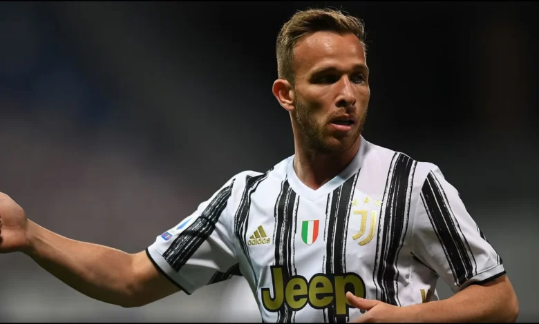 Juventus  mbyllet më në fund çështja Arthur  në 6 vjet braziliani i kushtoi 1 5 milionë euro për ndeshje