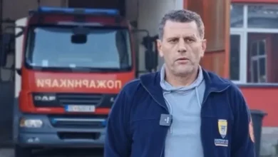 Photo of Kur të tjerët ikin nga flakët, ata hyjnë në to: Avni Ameti ngre lart heroizmin e zjarrfikësve