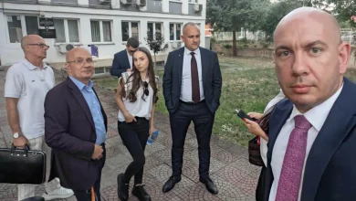 Photo of Deputetë bullgarë edhe pse me ndalesë hyrjeje kanë qenë të pranishëm në gjyqin në Koçan për Iva Mihajllovën