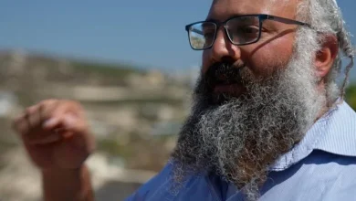 Photo of “Një jetë hebreu sa dhjetë milionë palestinezë!”: racizmi i kolonëve izraelitë, i dokumentuar nga BBC