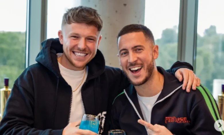 Nga incidenti me Eden Hazard te përfitimi i 580 milionë eurove  historia e mbledhësit të topave të Swansea