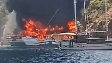 Photo of Merr flakë varka turistike në Turqi, 107 persona hidhen në det
